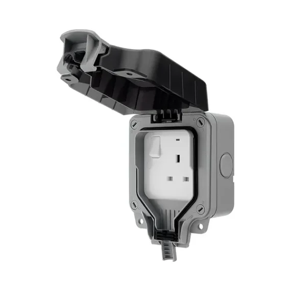 Socket Outdoor British General Plastic 1 Gang