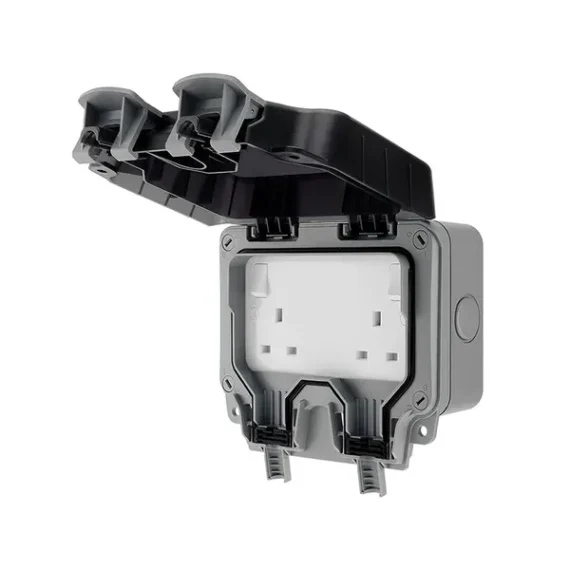 Socket Outdoor British General Plastic 2 Gang